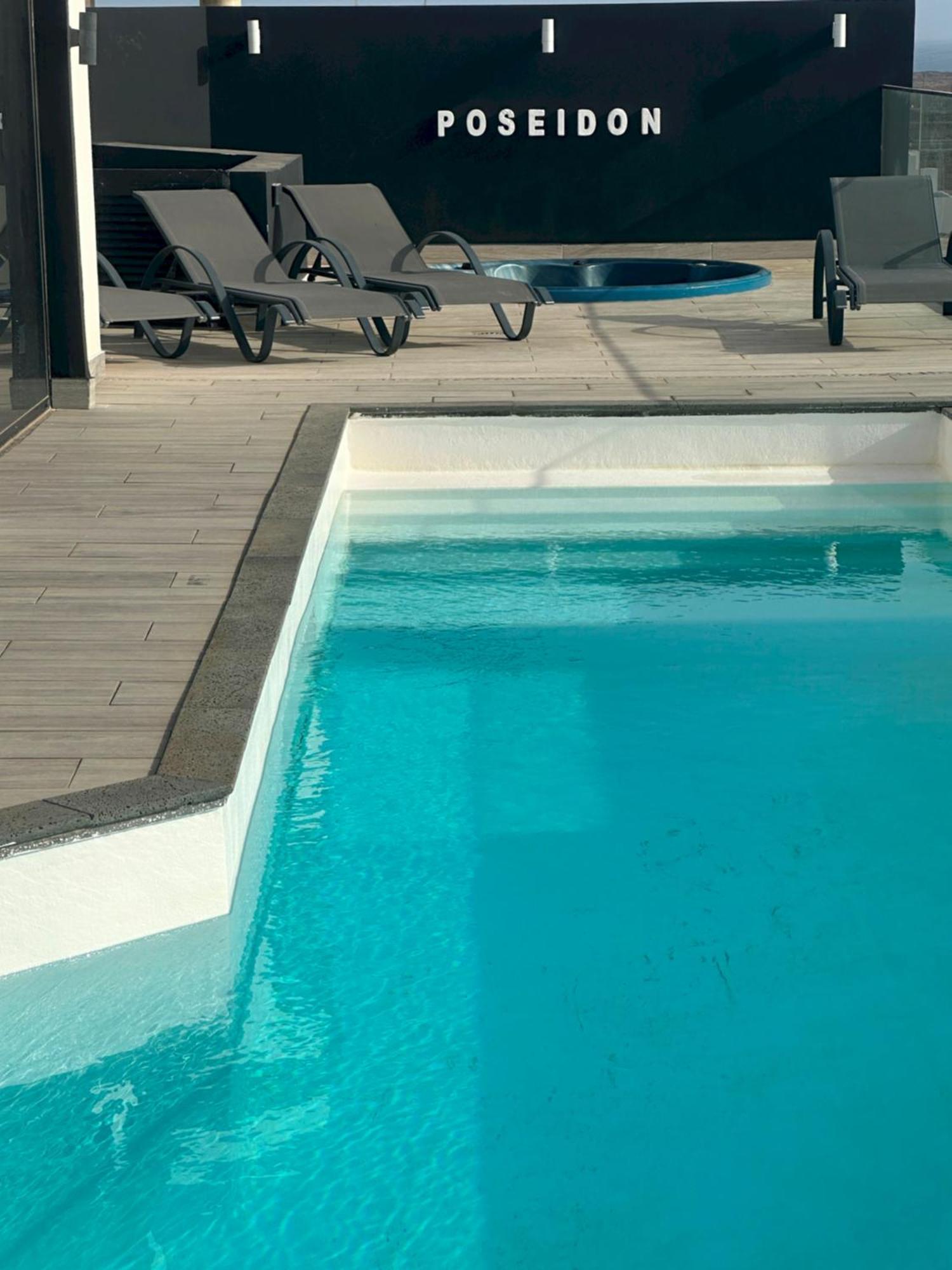 Villa Poseidon Corralejo With Private Heated Pool, Sauna And Stunning Volcano Views By Amazzzing Travel 外观 照片
