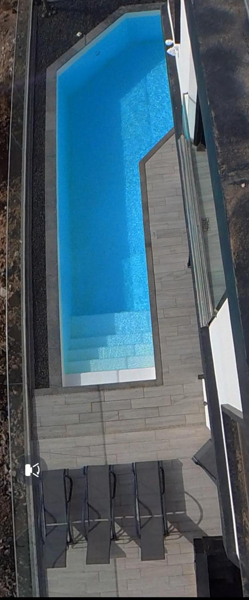 Villa Poseidon Corralejo With Private Heated Pool, Sauna And Stunning Volcano Views By Amazzzing Travel 外观 照片