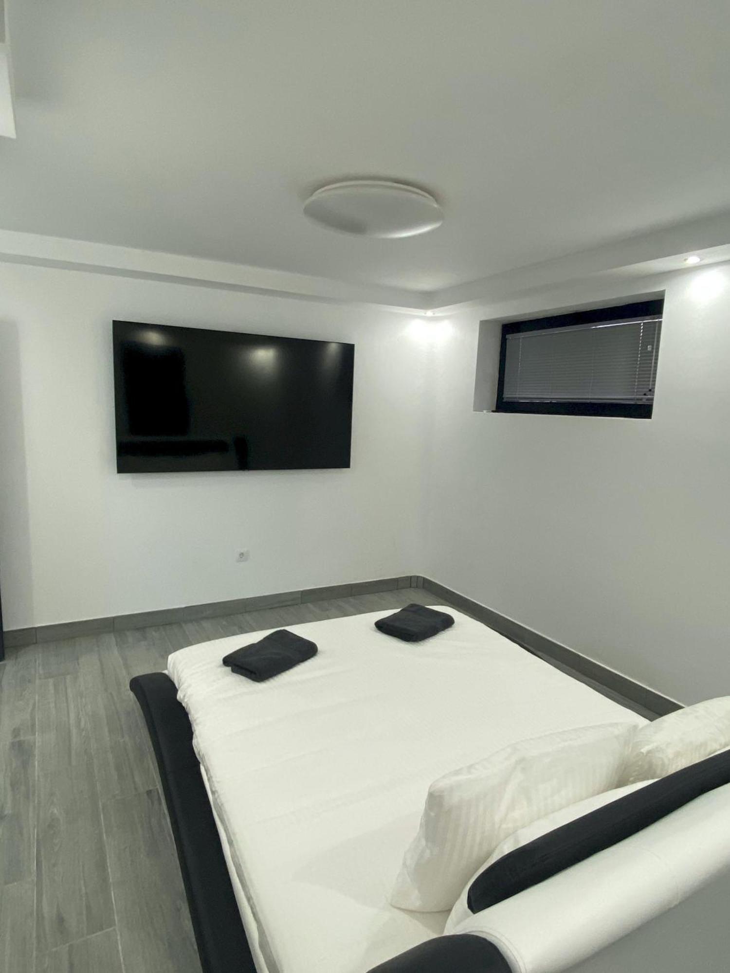 Villa Poseidon Corralejo With Private Heated Pool, Sauna And Stunning Volcano Views By Amazzzing Travel 外观 照片